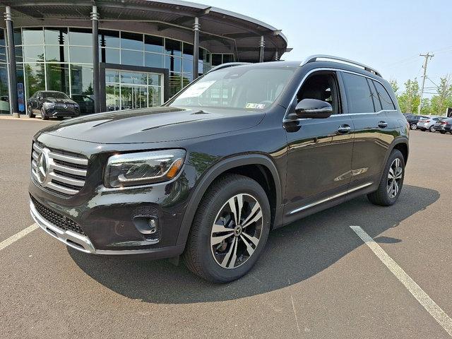 new 2025 Mercedes-Benz GLB 250 car, priced at $49,595
