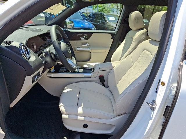 new 2025 Mercedes-Benz GLB 250 car, priced at $51,590