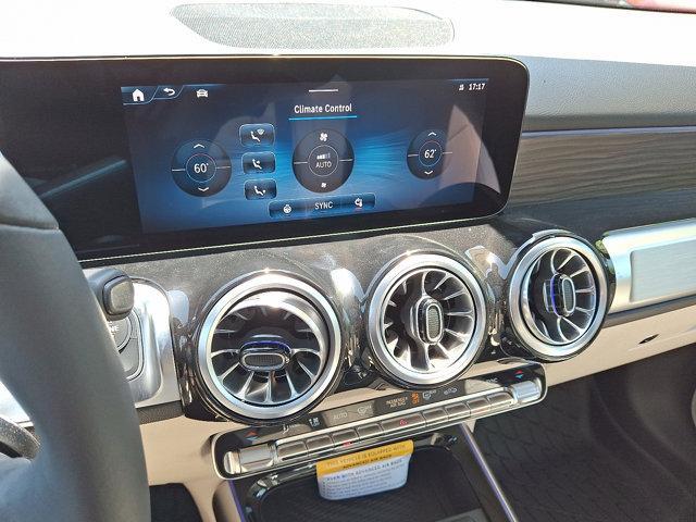 new 2025 Mercedes-Benz GLB 250 car, priced at $51,590