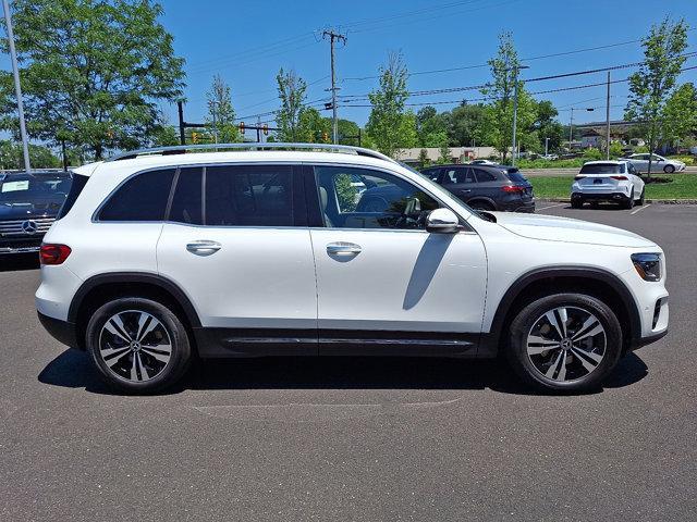 new 2025 Mercedes-Benz GLB 250 car, priced at $51,590