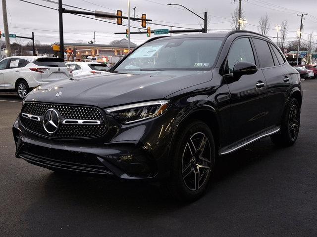 new 2025 Mercedes-Benz GLC 300 car, priced at $63,270