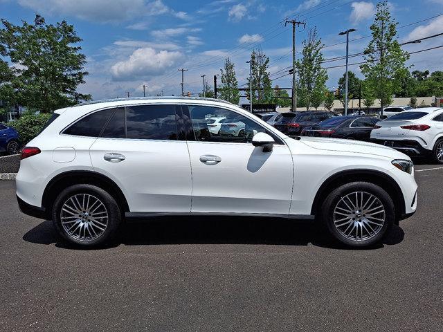 new 2025 Mercedes-Benz GLC 300 car, priced at $48,035