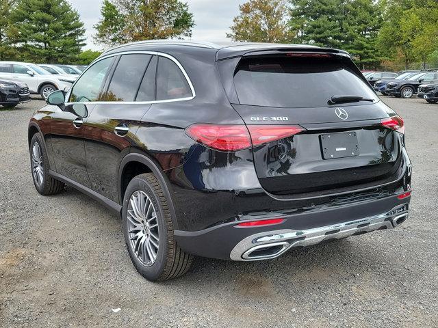 new 2025 Mercedes-Benz GLC 300 car, priced at $58,935