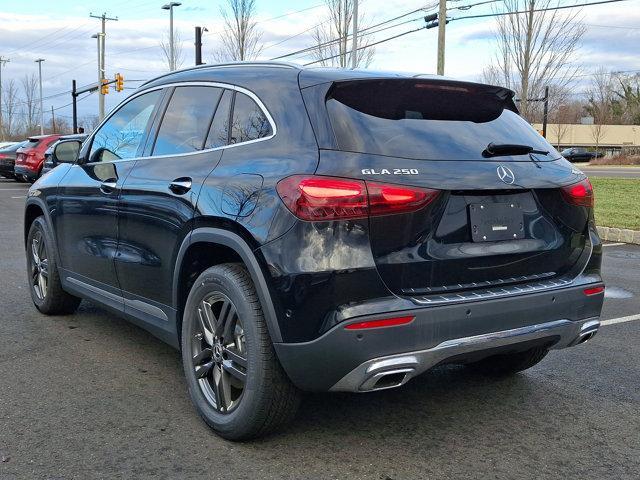 new 2025 Mercedes-Benz GLA 250 car, priced at $51,345