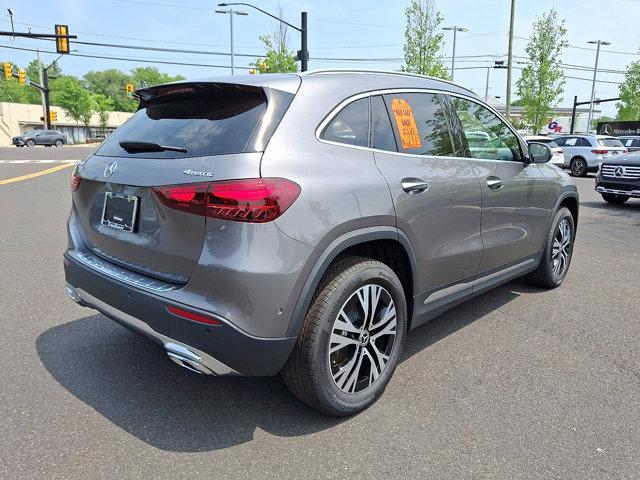 new 2025 Mercedes-Benz GLA 250 car, priced at $51,045
