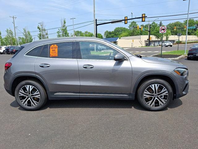 new 2025 Mercedes-Benz GLA 250 car, priced at $51,045