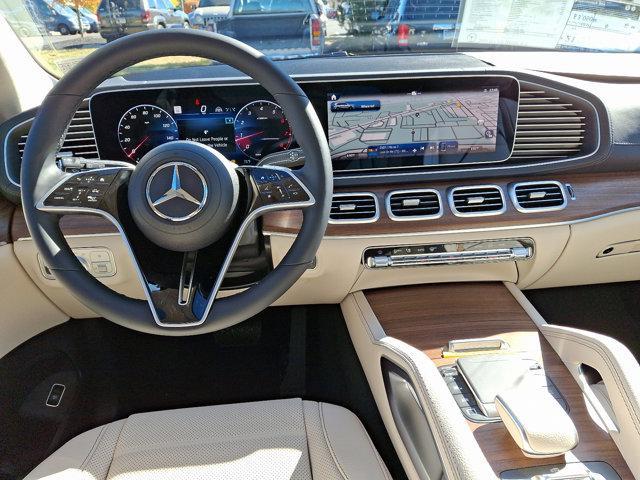 new 2025 Mercedes-Benz GLS 450 car, priced at $98,055