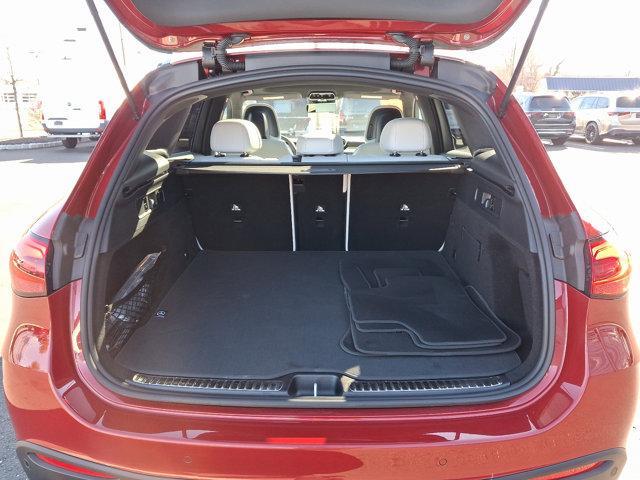 new 2025 Mercedes-Benz GLC 300 car, priced at $61,535
