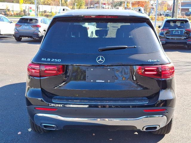 new 2025 Mercedes-Benz GLB 250 car, priced at $49,595