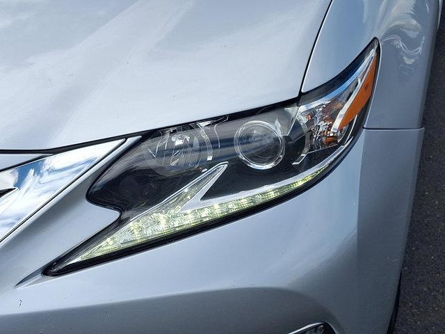 used 2016 Lexus ES 300h car, priced at $19,118