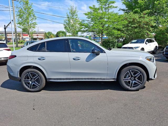new 2025 Mercedes-Benz GLC 300 car, priced at $73,575