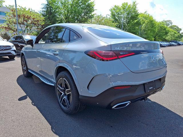new 2025 Mercedes-Benz GLC 300 car, priced at $73,575