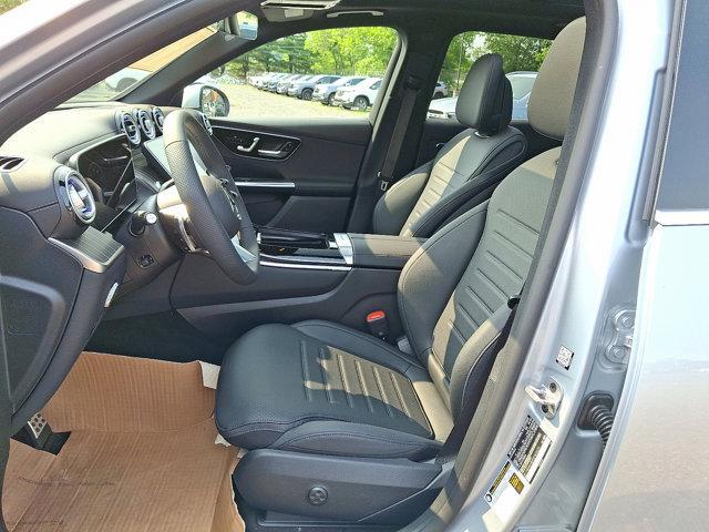 new 2025 Mercedes-Benz GLC 300 car, priced at $61,555