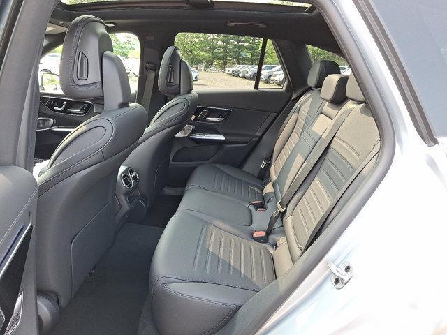 new 2025 Mercedes-Benz GLC 300 car, priced at $61,555