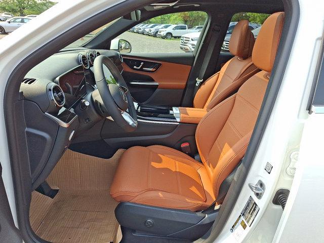 new 2025 Mercedes-Benz GLC 300 car, priced at $55,405