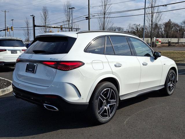 new 2025 Mercedes-Benz GLC 350e car, priced at $68,550