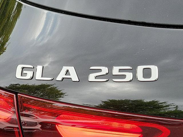 new 2025 Mercedes-Benz GLA 250 car, priced at $49,705