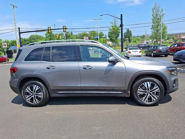 new 2025 Mercedes-Benz GLB 250 car, priced at $53,540