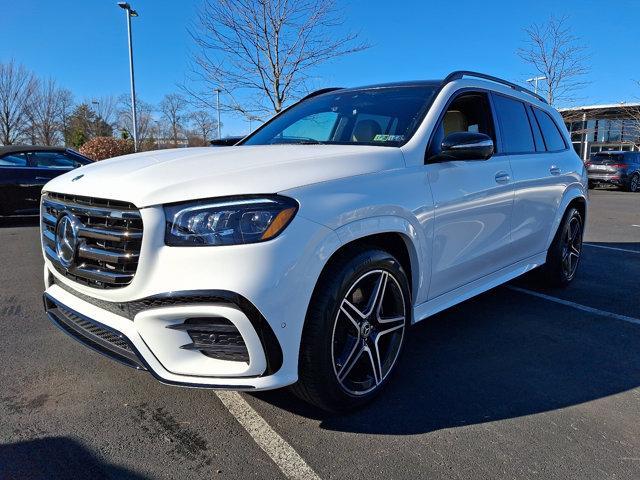 new 2025 Mercedes-Benz GLS 450 car, priced at $92,710