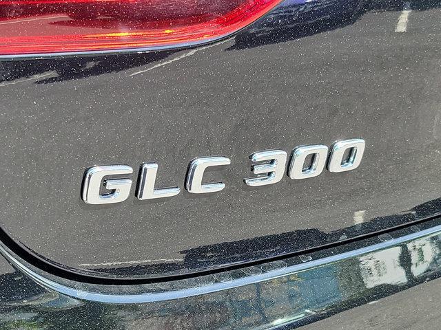 new 2023 Mercedes-Benz GLC 300 car, priced at $58,720