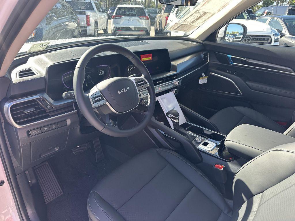new 2025 Kia Telluride car, priced at $37,990