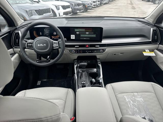 new 2025 Kia Sorento car, priced at $38,795