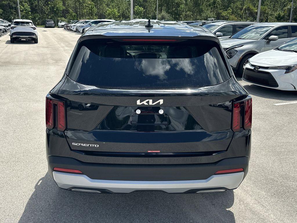 new 2026 Kia Sorento car, priced at $33,980