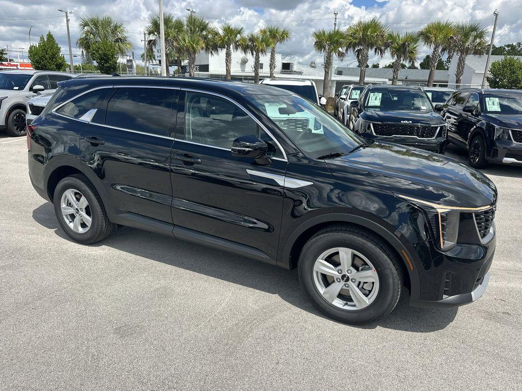 new 2026 Kia Sorento car, priced at $33,980