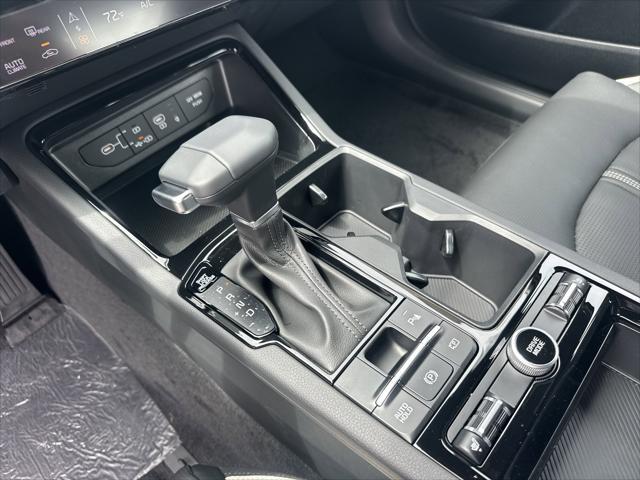 new 2025 Kia K5 car, priced at $29,550