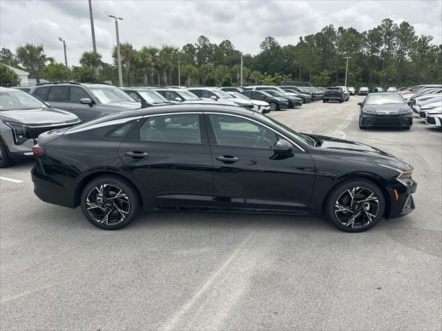 new 2025 Kia K5 car, priced at $29,550
