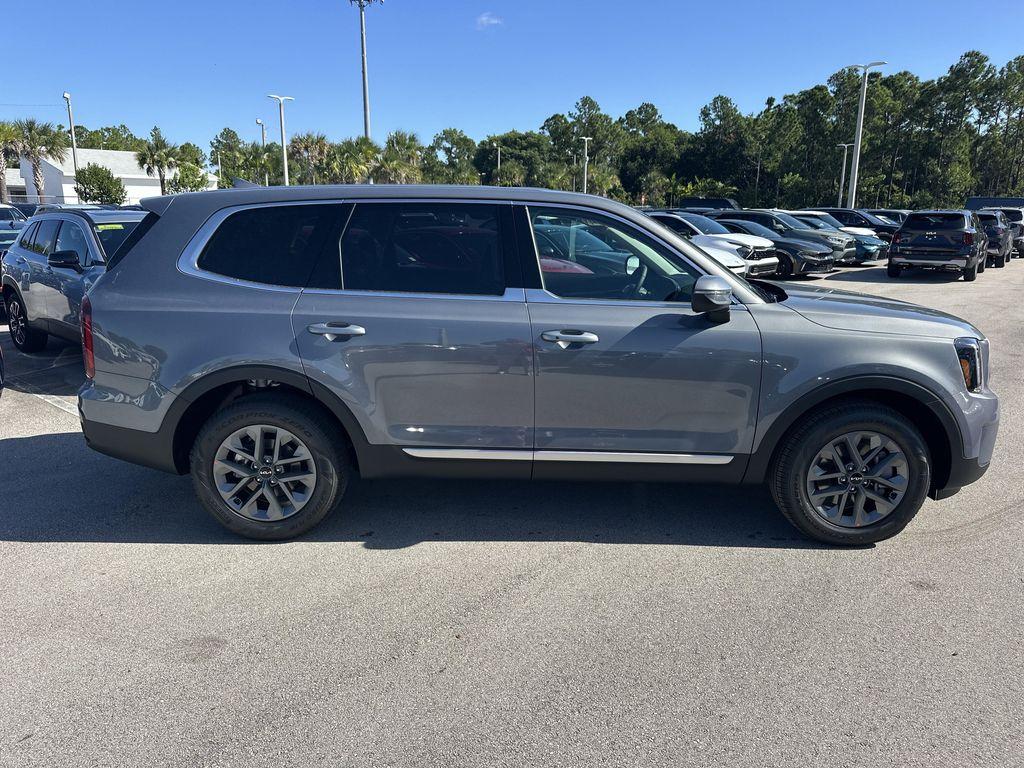 new 2025 Kia Telluride car, priced at $37,456
