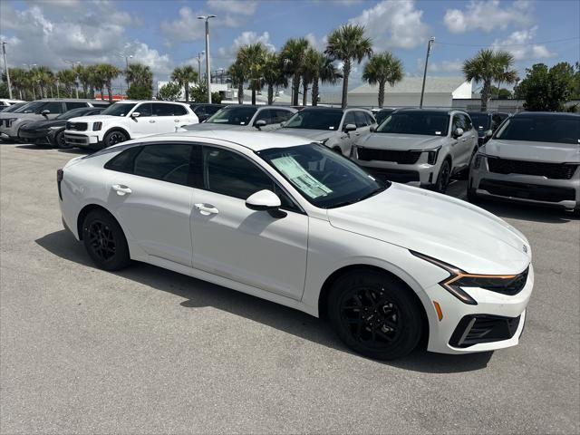 new 2025 Kia K5 car, priced at $28,905