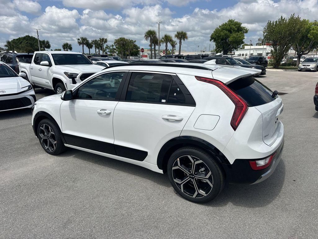 new 2025 Kia Niro car, priced at $32,693