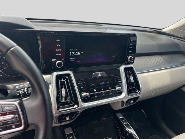 used 2022 Kia Sorento car, priced at $29,171