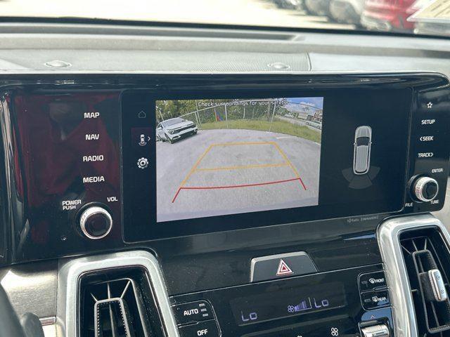 used 2022 Kia Sorento car, priced at $29,171