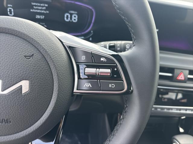 new 2025 Kia Seltos car, priced at $28,458