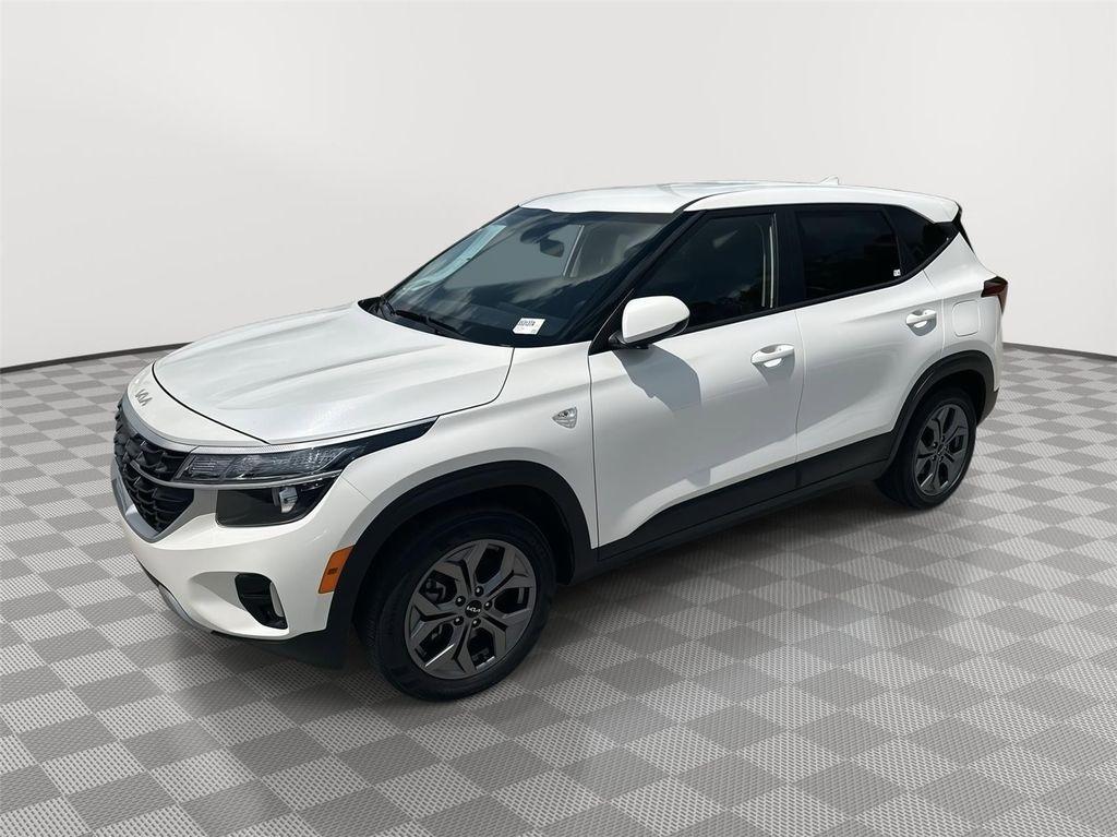 used 2024 Kia Seltos car, priced at $21,680