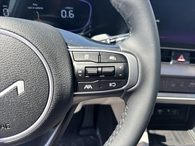 new 2025 Kia Sportage car, priced at $34,360