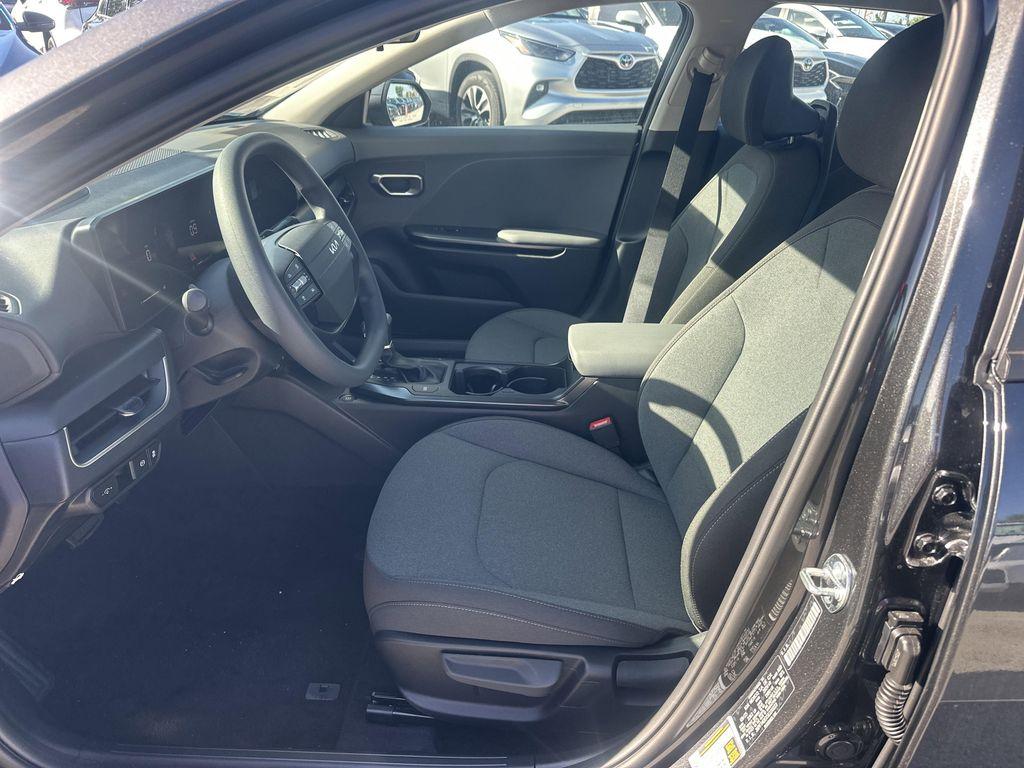 new 2025 Kia K4 car, priced at $22,908
