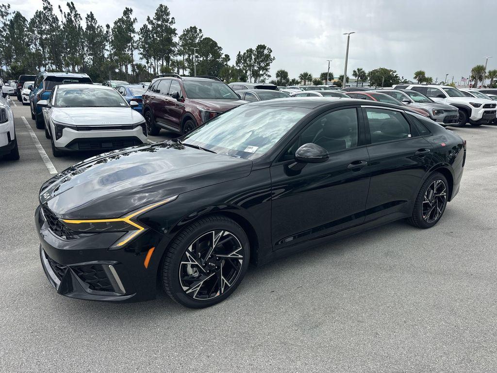 new 2025 Kia K5 car, priced at $29,077