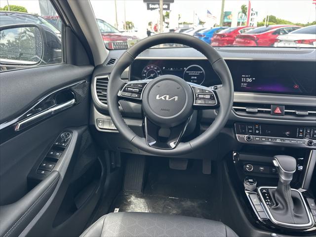 new 2025 Kia Seltos car, priced at $27,775