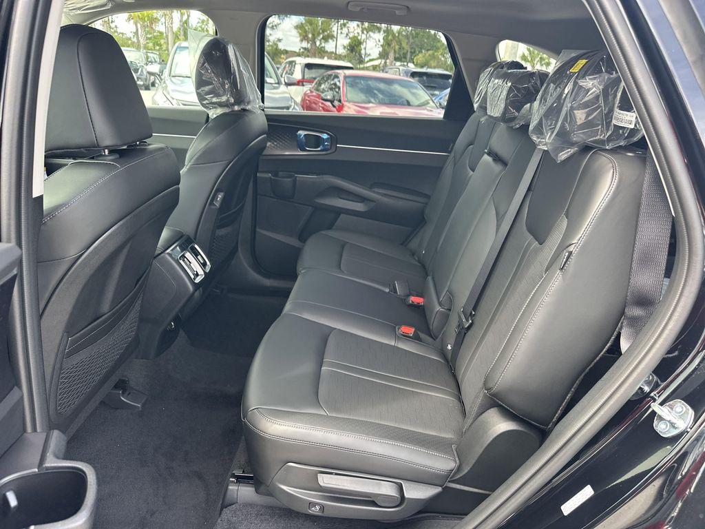 new 2025 Kia Sorento car, priced at $36,797