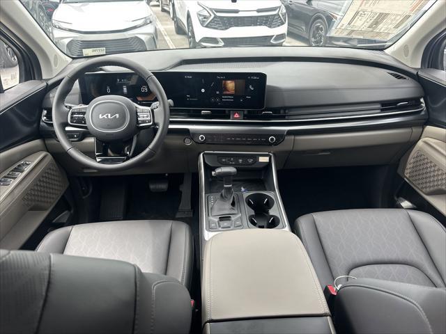 new 2025 Kia Carnival car, priced at $39,690