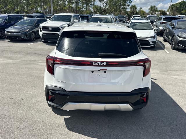 new 2025 Kia Seltos car, priced at $27,963