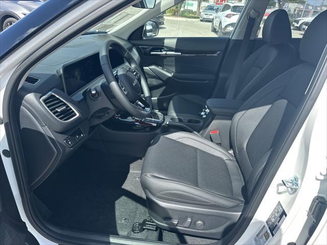 new 2025 Kia Seltos car, priced at $27,963