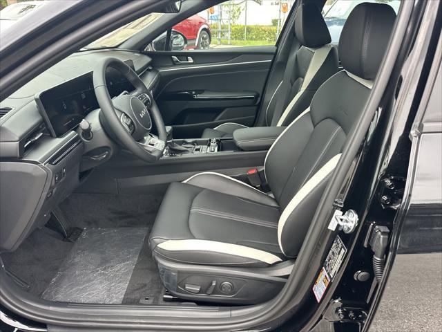 new 2025 Kia K5 car, priced at $29,550