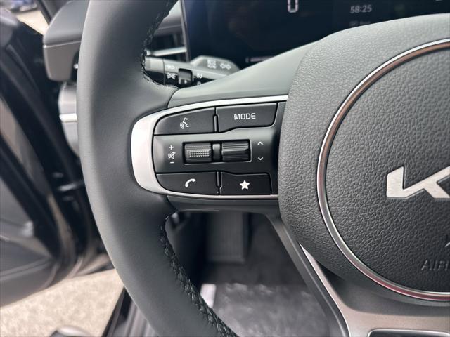 new 2025 Kia K5 car, priced at $29,550