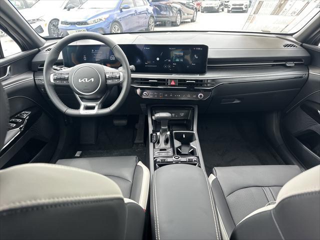 new 2025 Kia K5 car, priced at $29,550