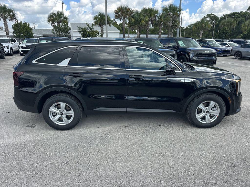 new 2026 Kia Sorento car, priced at $32,791