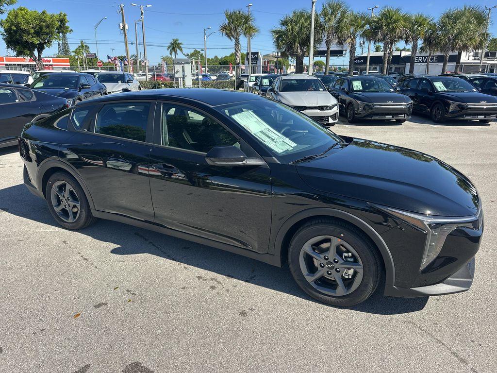 new 2025 Kia K4 car, priced at $24,375